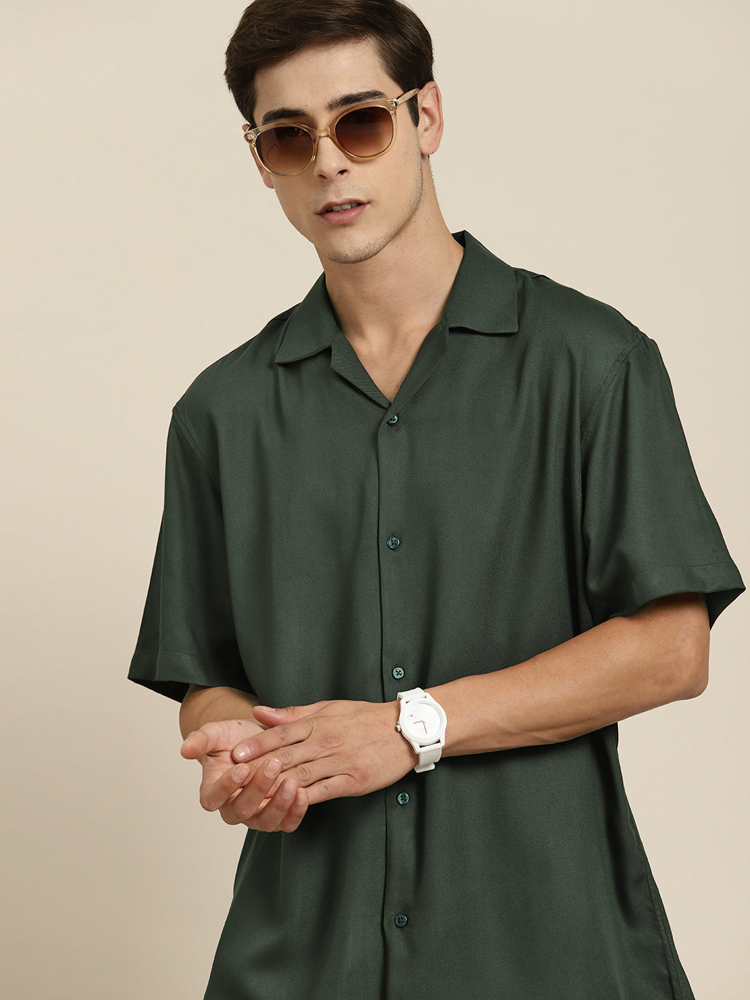 Casual Olive Green Solid Shirt - Over