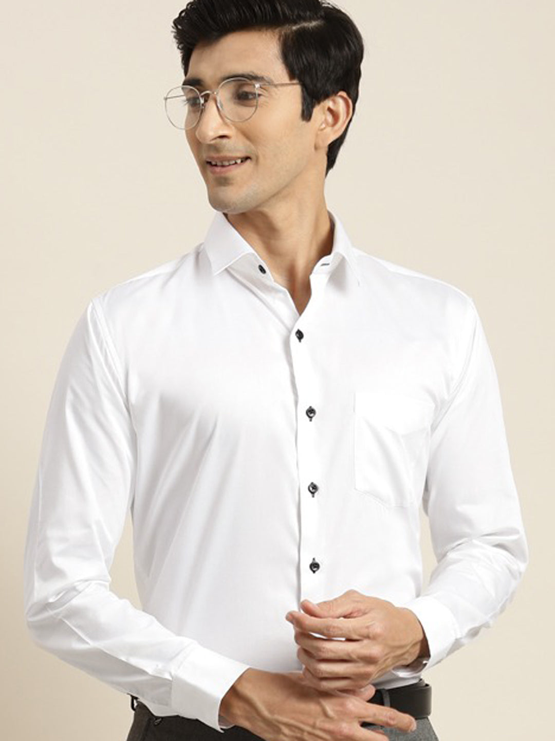  Men's Black And White Shirt