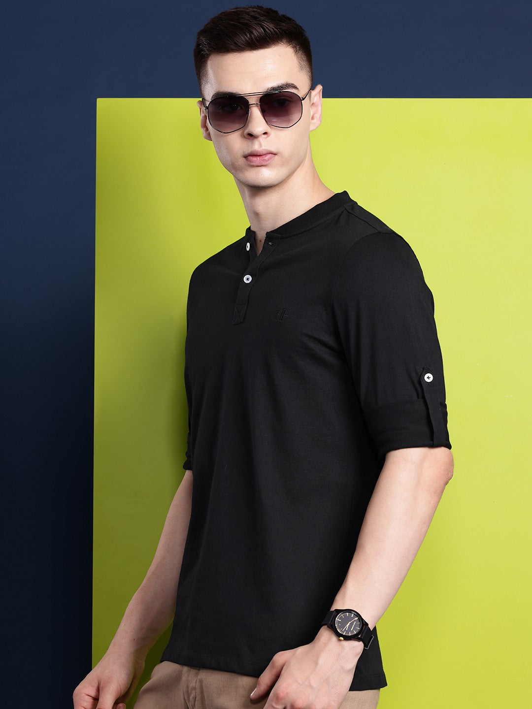 Men Black Solid Pure Cotton Relaxed Fit Henley T-Shirt