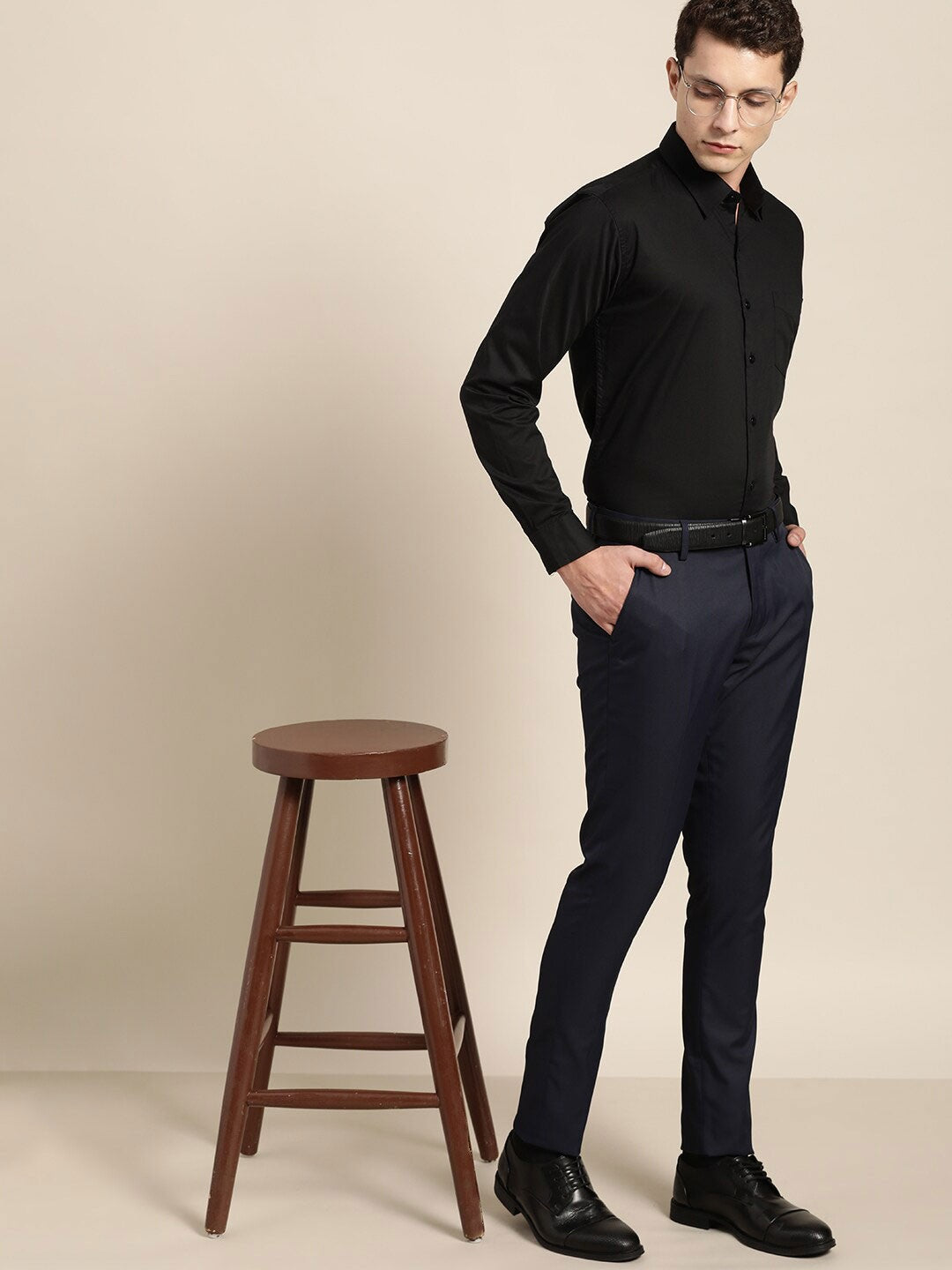 Men Black Solid Pure Cotton Regular Fit Formal Shirt