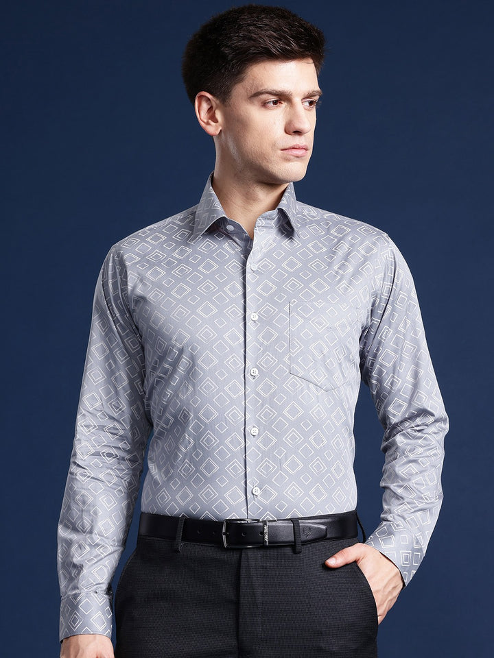 Men Grey Printed Cotton satin Slim Fit Formal Shirt