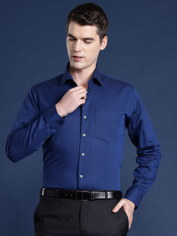 Men Navy Blue Solid Pure Cotton Slim Fit Formal Shirt