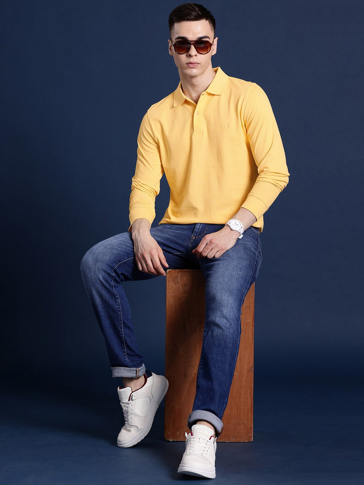 Men Yellow Solid Pure Cotton Slim Fit T-Shirt