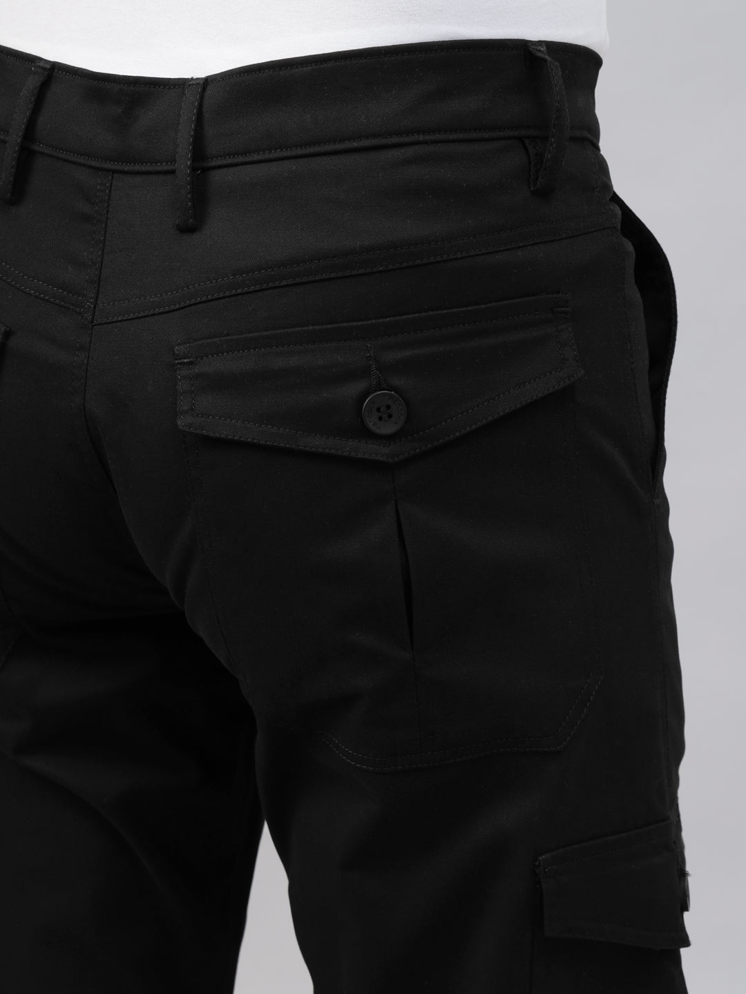 Men Black Solid Pure Cotton Slim Fit Casual Cargo Trouser