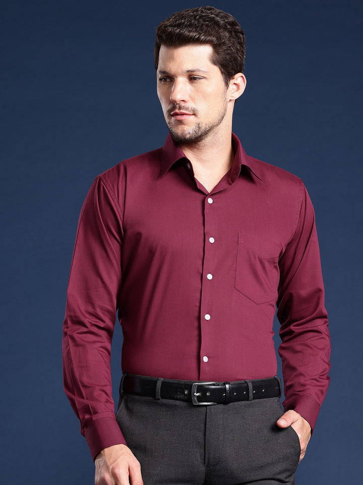 Men Maroon Solid Viscose Rayon Slim Fit Formal Shirt