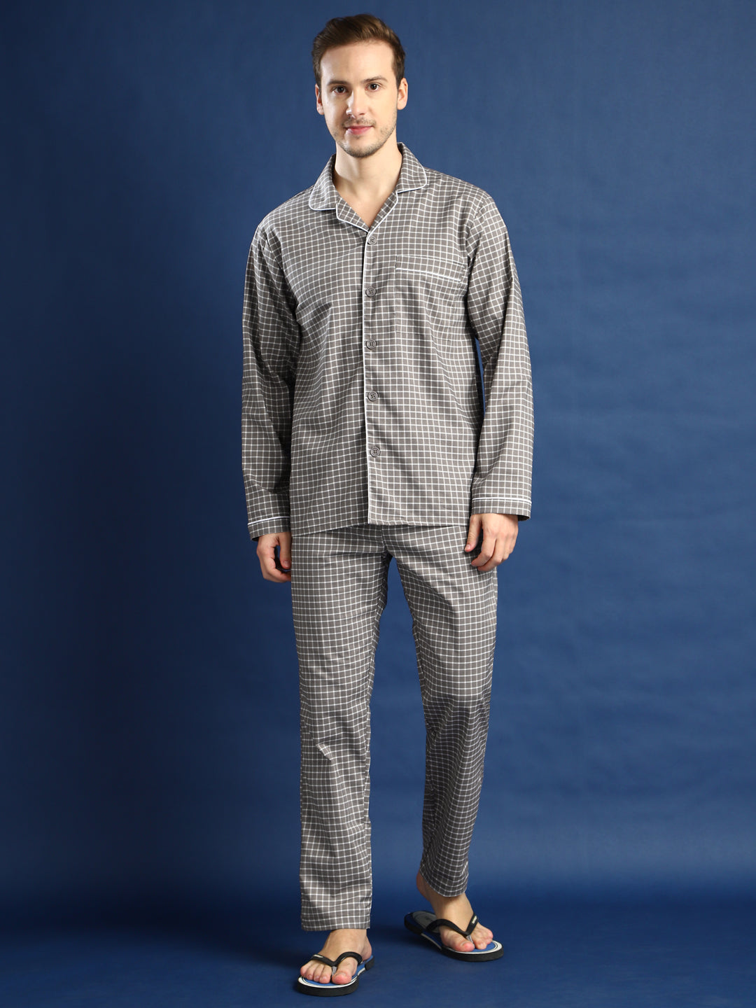 Men Grey & White Checked Cotton Relaxed Fit Night Suit