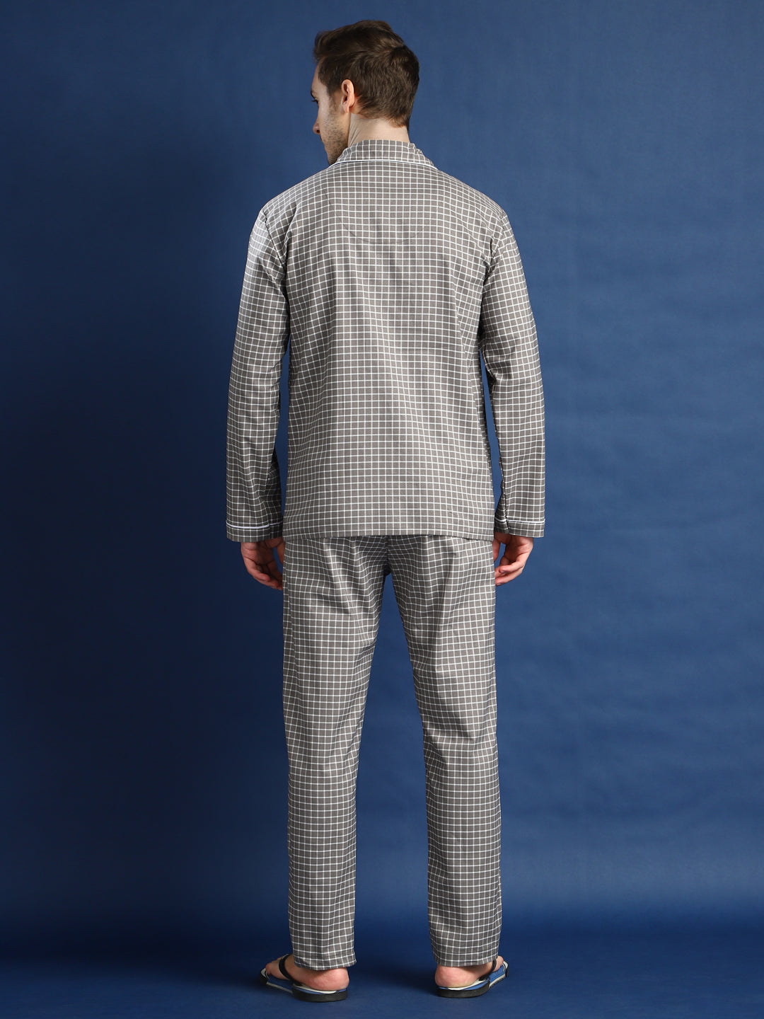 Men Grey & White Checked Cotton Relaxed Fit Night Suit