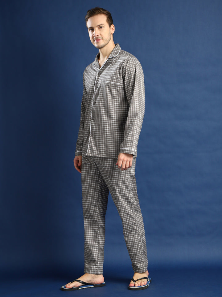 Men Grey & White Checked Cotton Relaxed Fit Night Suit