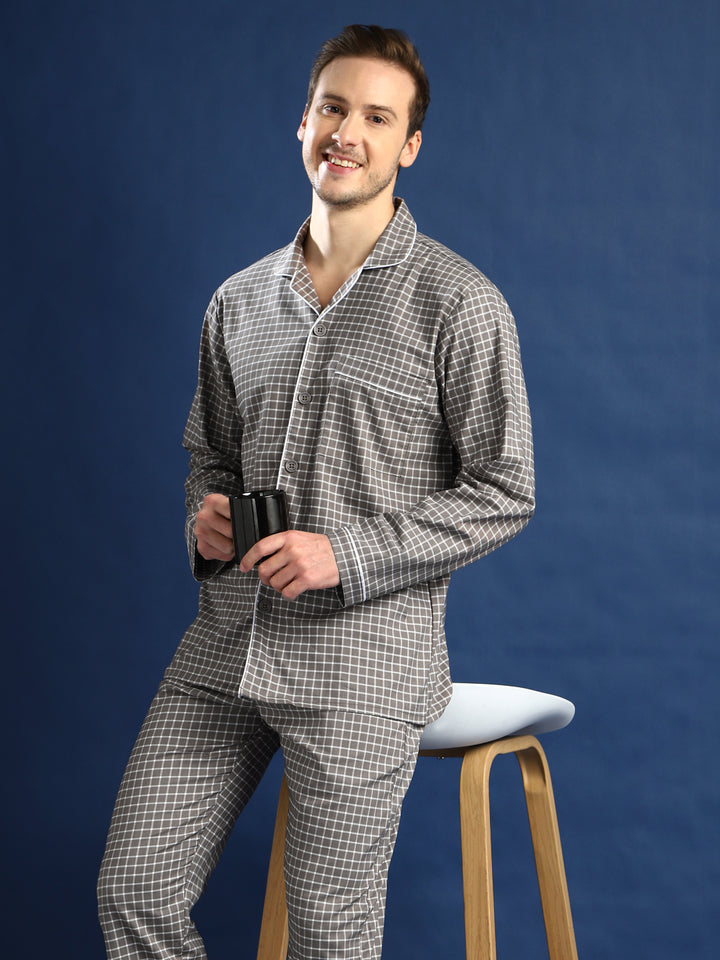 Men Grey & White Checked Cotton Relaxed Fit Night Suit