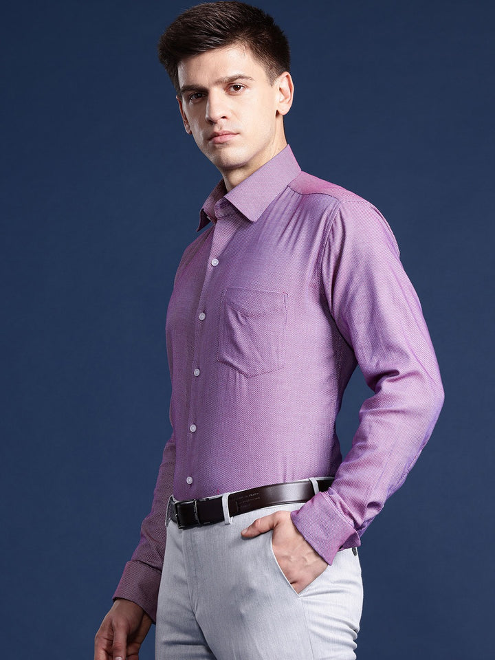 Men Mauve Solid Pure Cotton Slim Fit Formal Shirt