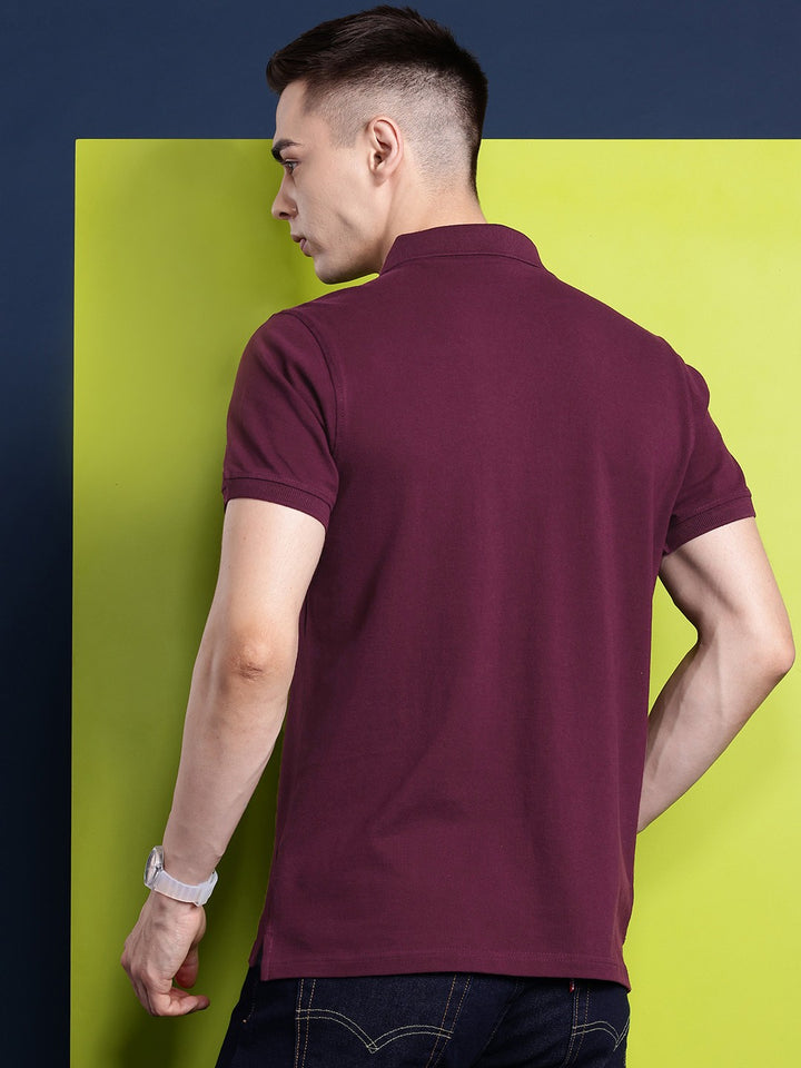 Men Burgundy Solid Pure Cotton Relaxed Fit T-Shirt