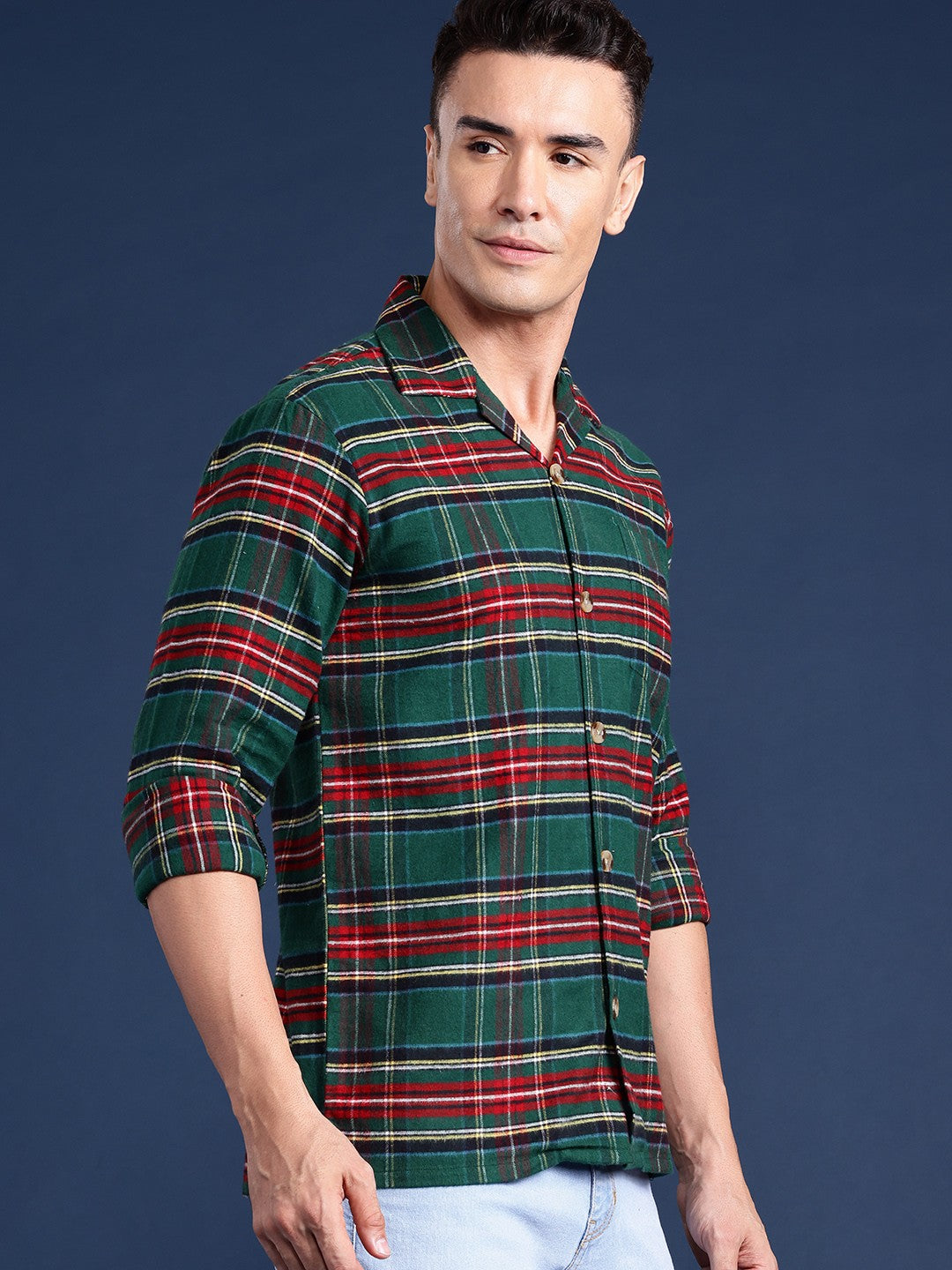 Men Green Checked Pure Cotton Relaxed Fit Casual Shirt