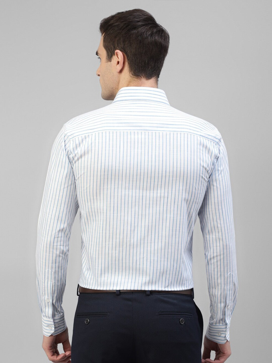 Men White & Blue Striped Linen Slim Fit Formal Shirt