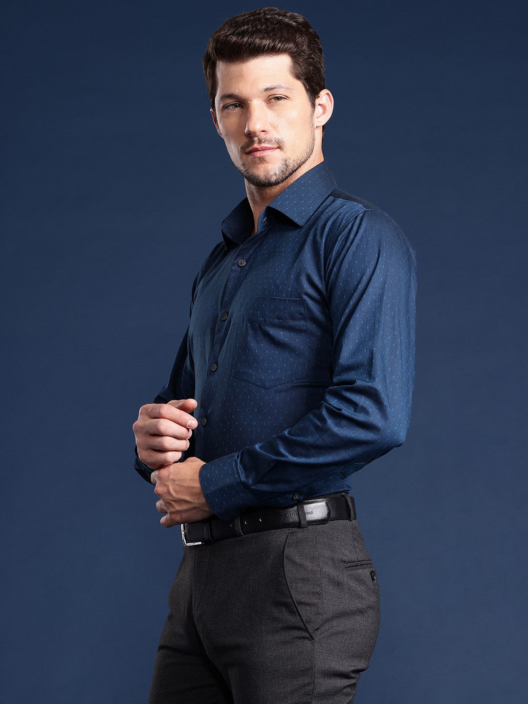 Men Navy Solid Pure Cotton Slim Fit Formal Shirt