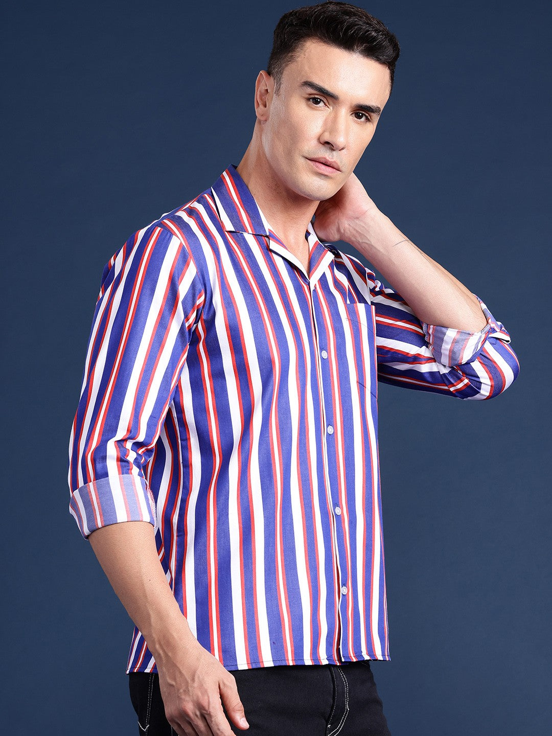 Men White Striped Pure Cotton Relaxed Fit Casual Shirt