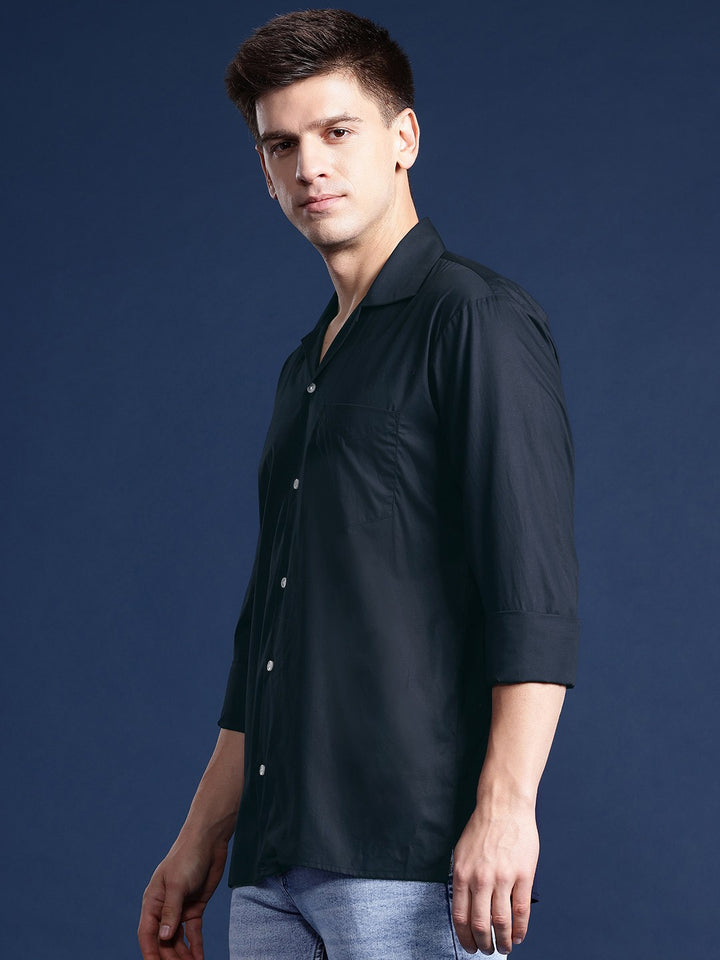 Men Navy blue Solid Pure Cotton Relaxed Fit Casual Shirt