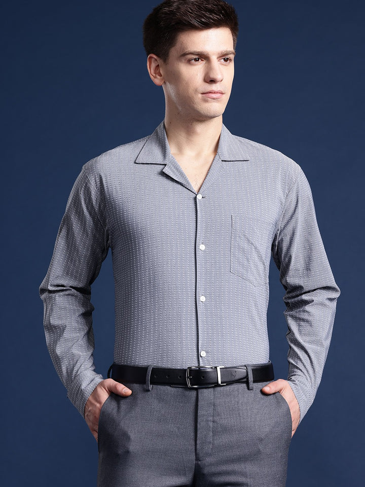 Men Grey Solid Pure Cotton Relaxed Fit Formal Shirt