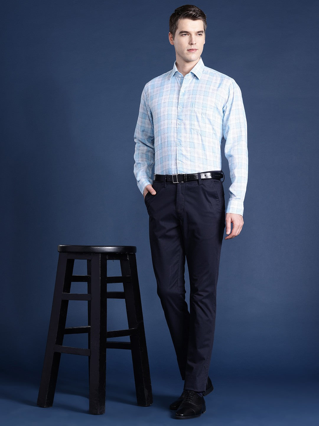 Men Blue Checked Pure Linen Cotton Slim Fit Formal Shirt