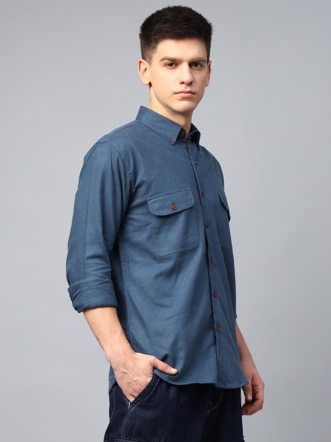 Men Bluish grey Solid Cotton Slim Fit Casual Shirt