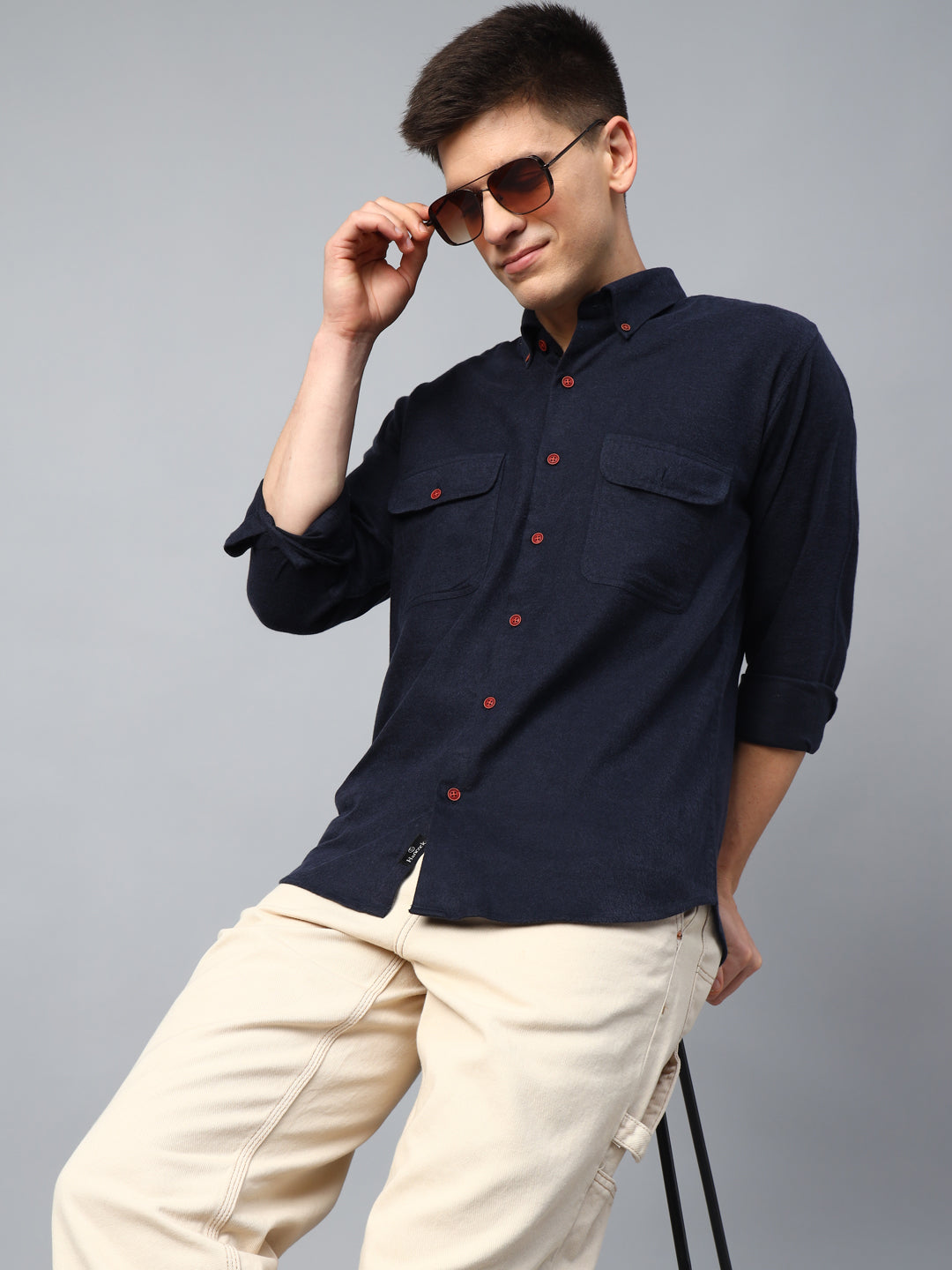 Men Navy Solid Cotton Slim Fit Casual Shirt