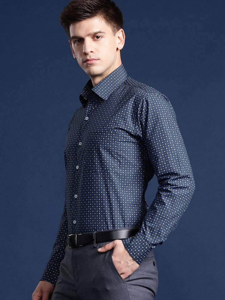 Men Grey Printed Pure Cotton Slim Fit Formal Shirt