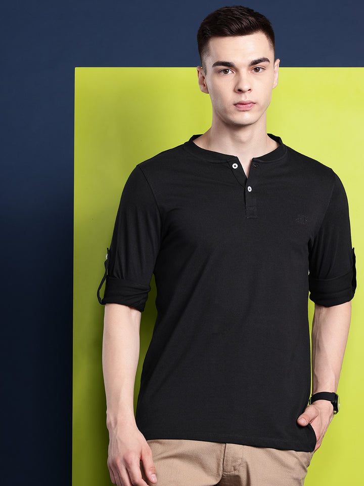 Men Black Solid Pure Cotton Relaxed Fit Henley T-Shirt