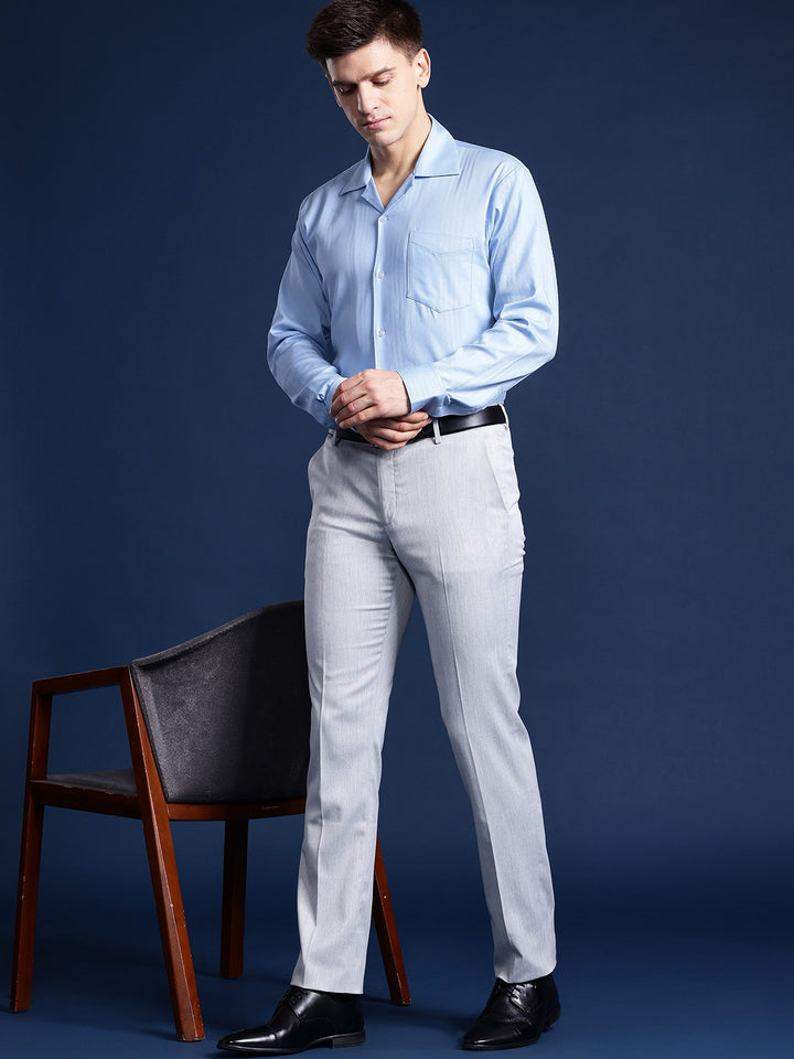 Men Blue Solid Cotton elastane Relaxed Fit Formal Shirt