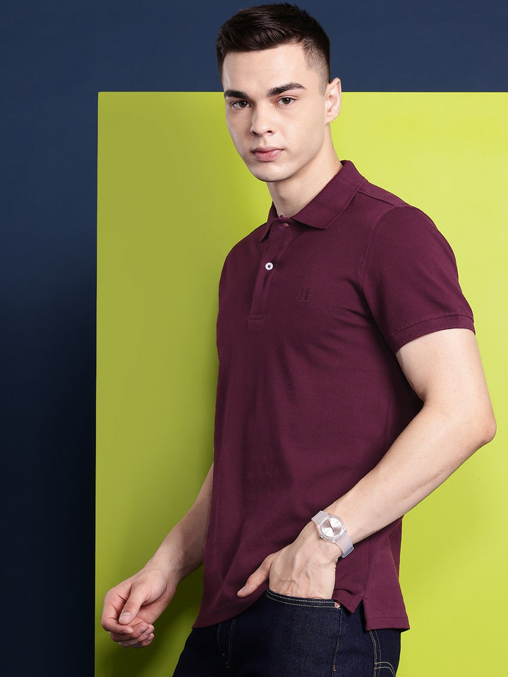 Men Burgundy Solid Pure Cotton Relaxed Fit T-Shirt