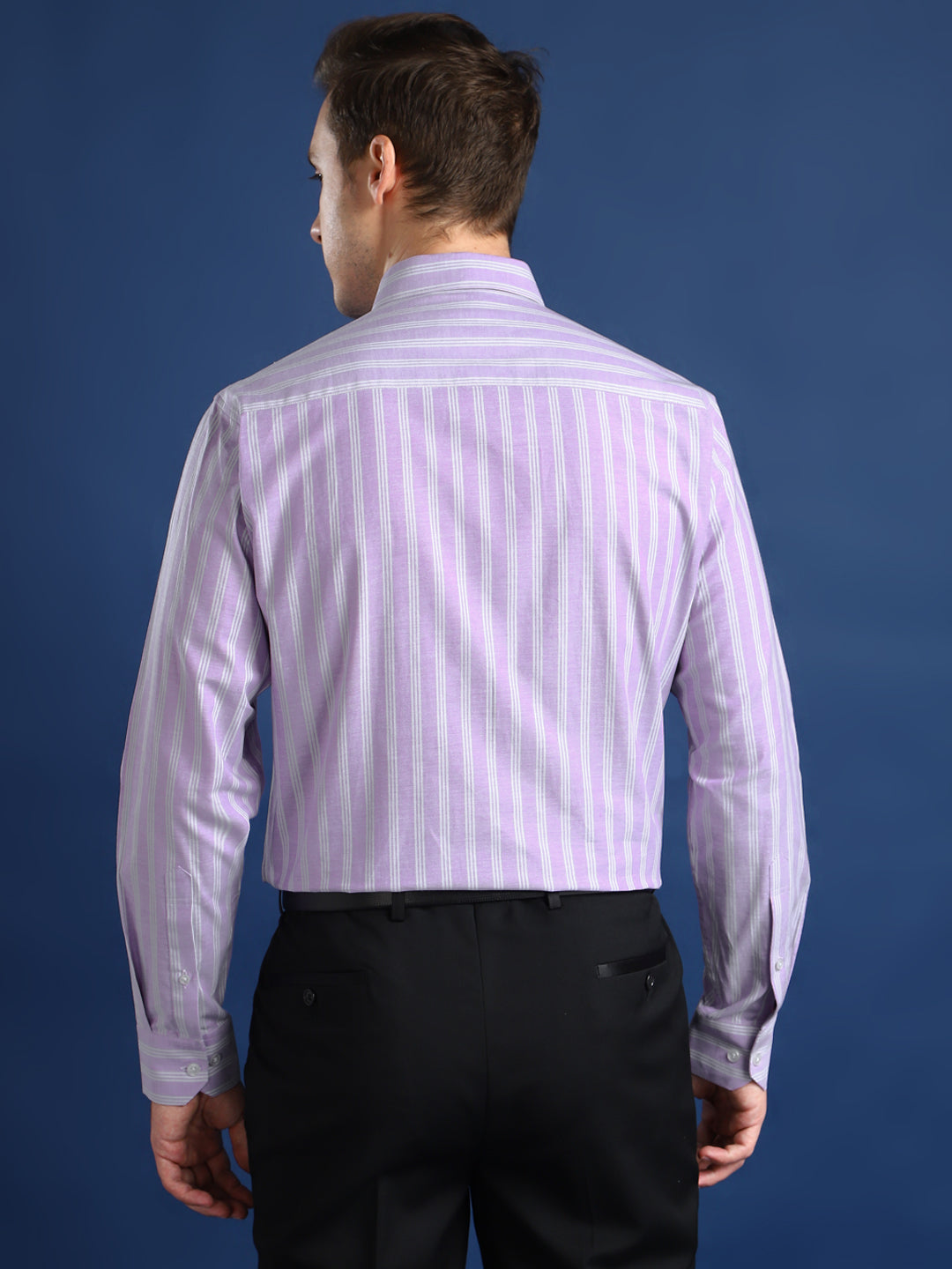 Men Lavender Striped Cotton Slim Fit Formal Shirt