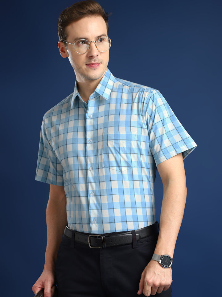 Men White & Blue Checked Cotton Slim Fit Short Sleeve Formal Shirt