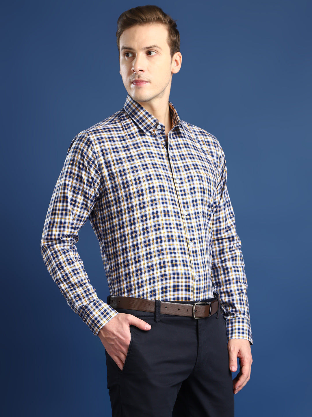 Men Navy Blue & White Checked Cotton Slim Fit Formal Shirt