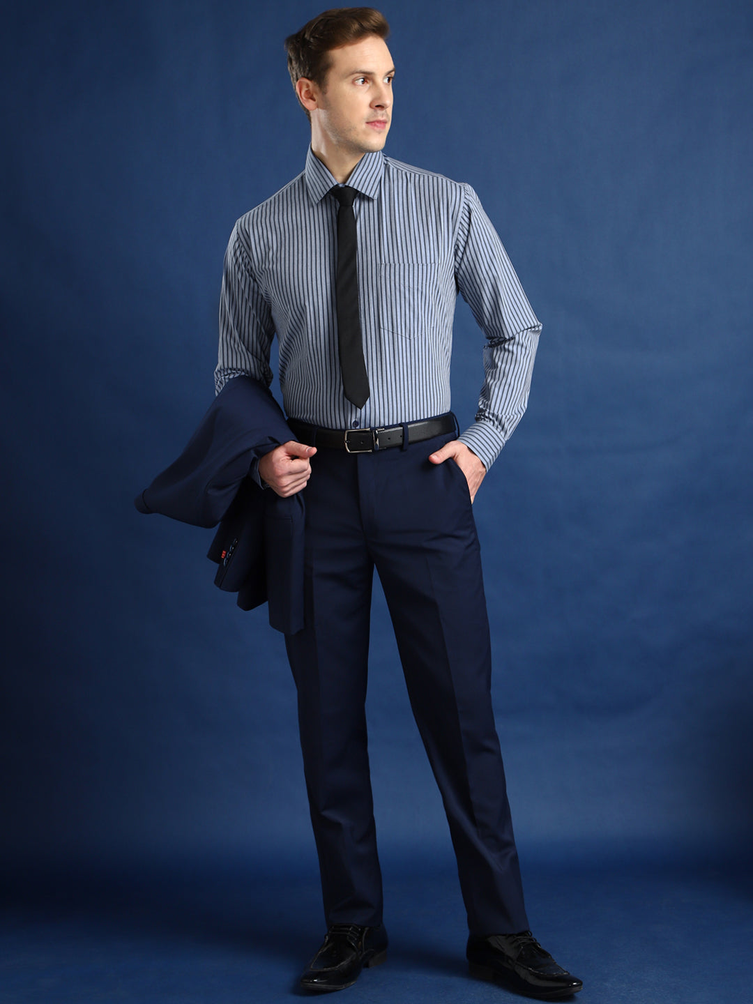 Men Blue Striped Cotton Elastane Slim Fit Formal Shirt