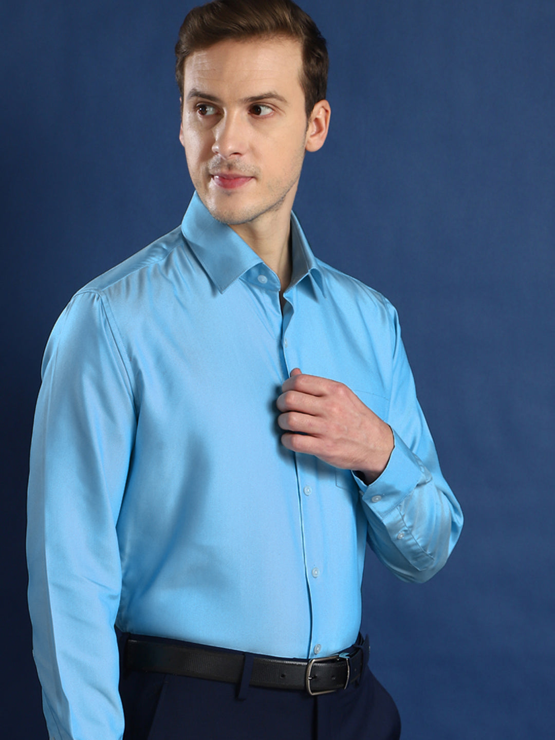 Men Blue Self Design Cotton Slim Fit Formal Shirt