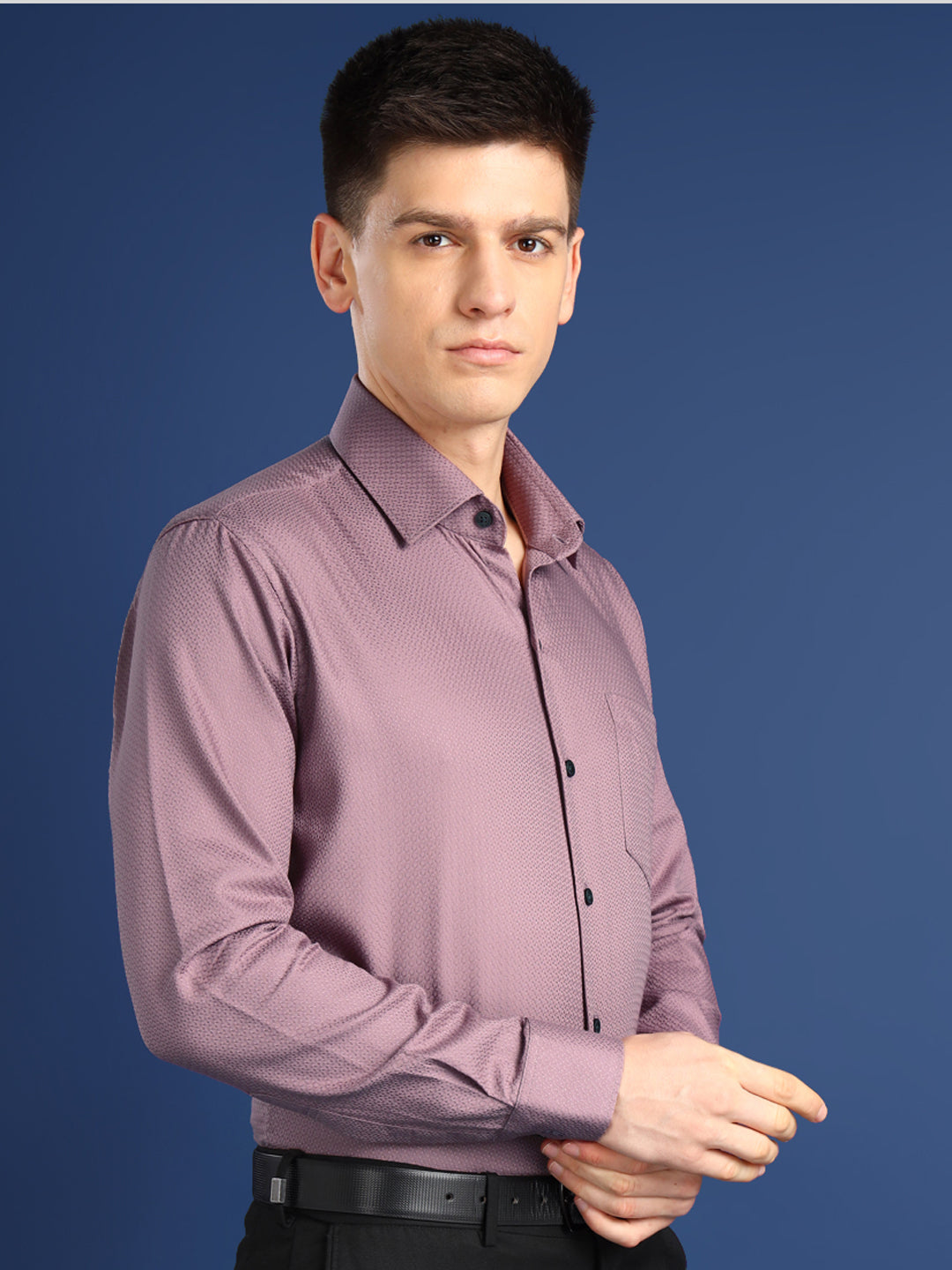 Men Mauve Solid Giza Cotton Dobby Slim Fit Formal Shirt