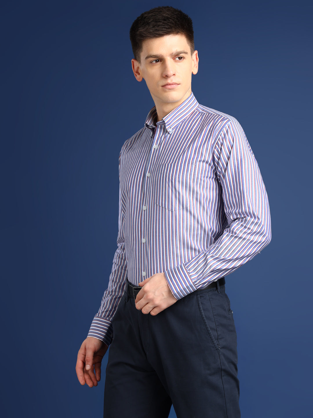 Men White & Blue Striped Cotton Slim Fit Formal Shirt