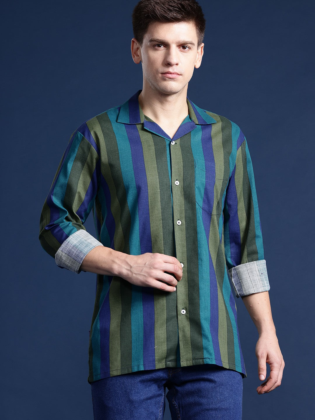 Men Green Checked Pure Cotton Relaxed Fit Casual Shirt