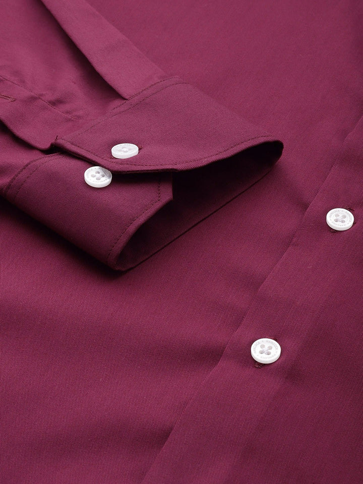 Men Maroon Solid Viscose Rayon Slim Fit Formal Shirt