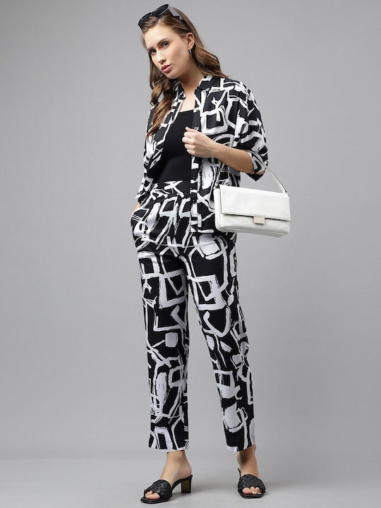 Zara Flowing Trousers with a Full-Length Print — UFO No More