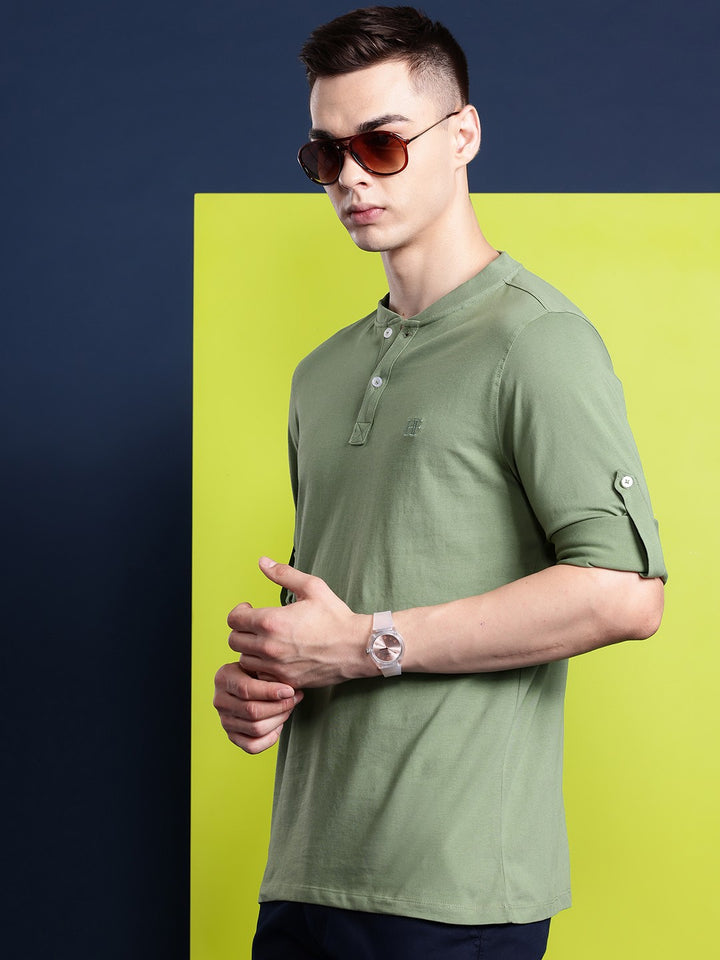 Men Olive Solid Pure Cotton Relaxed Fit Henley T-Shirt