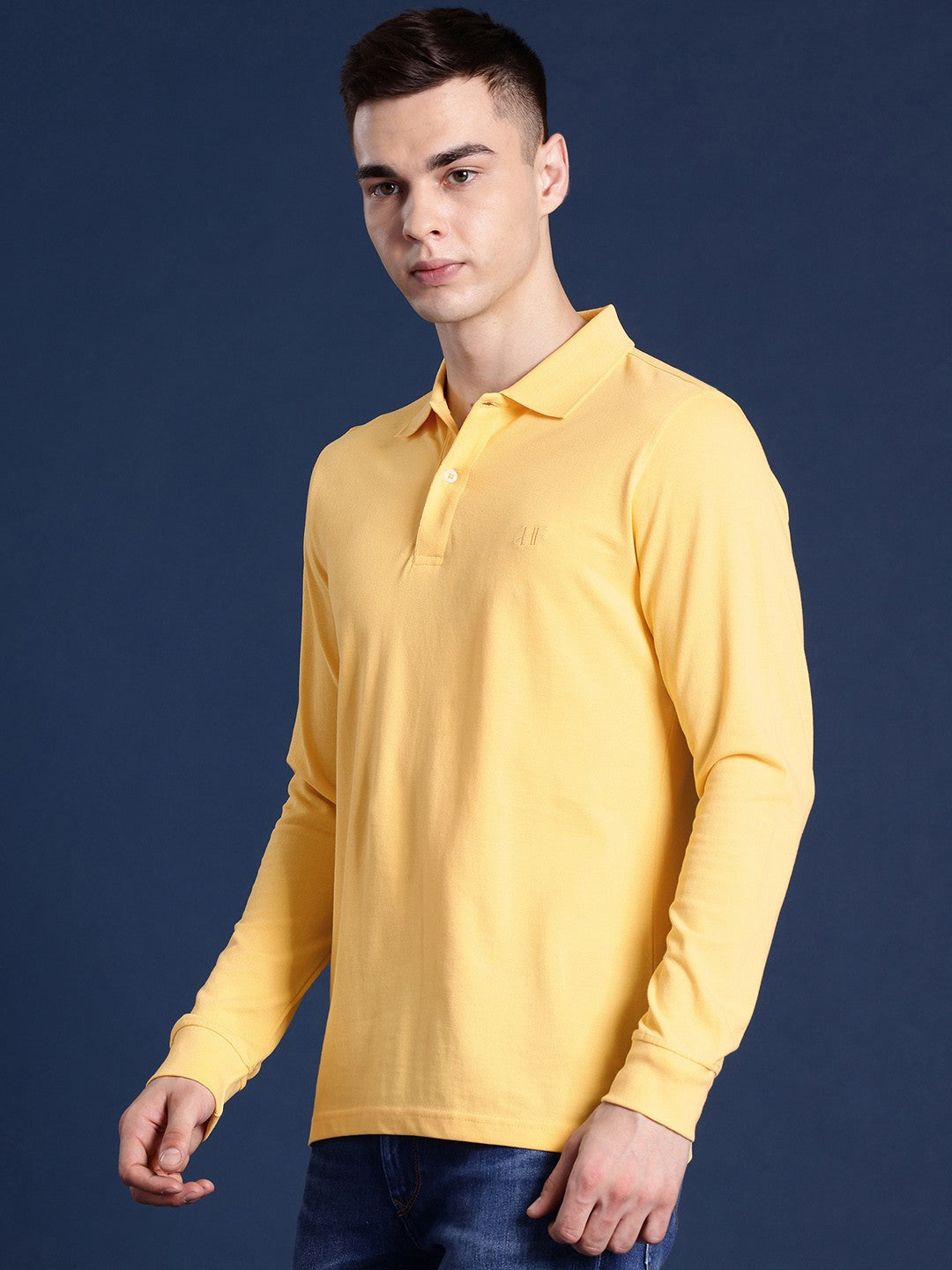 Men Yellow Solid Pure Cotton Slim Fit T-Shirt