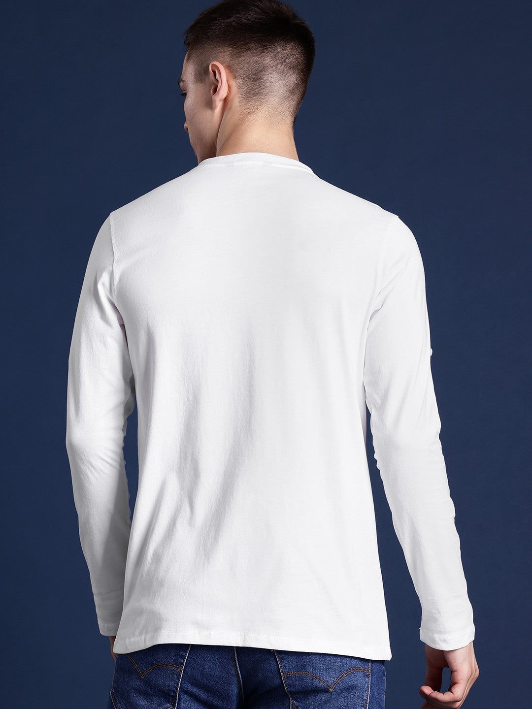 Men White Solid Pure Cotton Relaxed Fit Henley T-Shirt