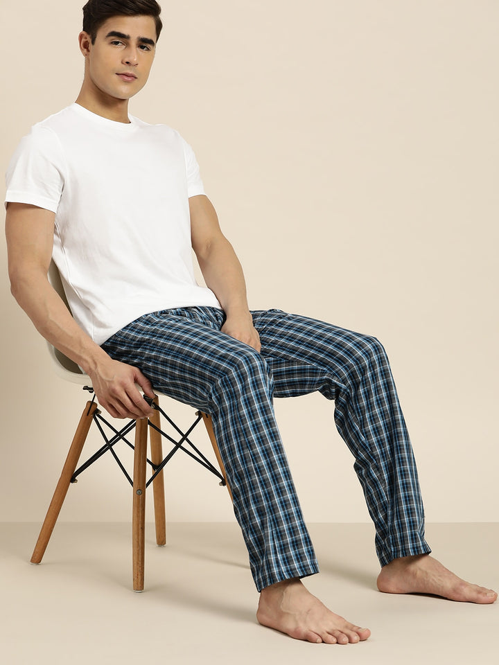 Men Navy & Blue Checked Cotton Regular Fit Lounge pants