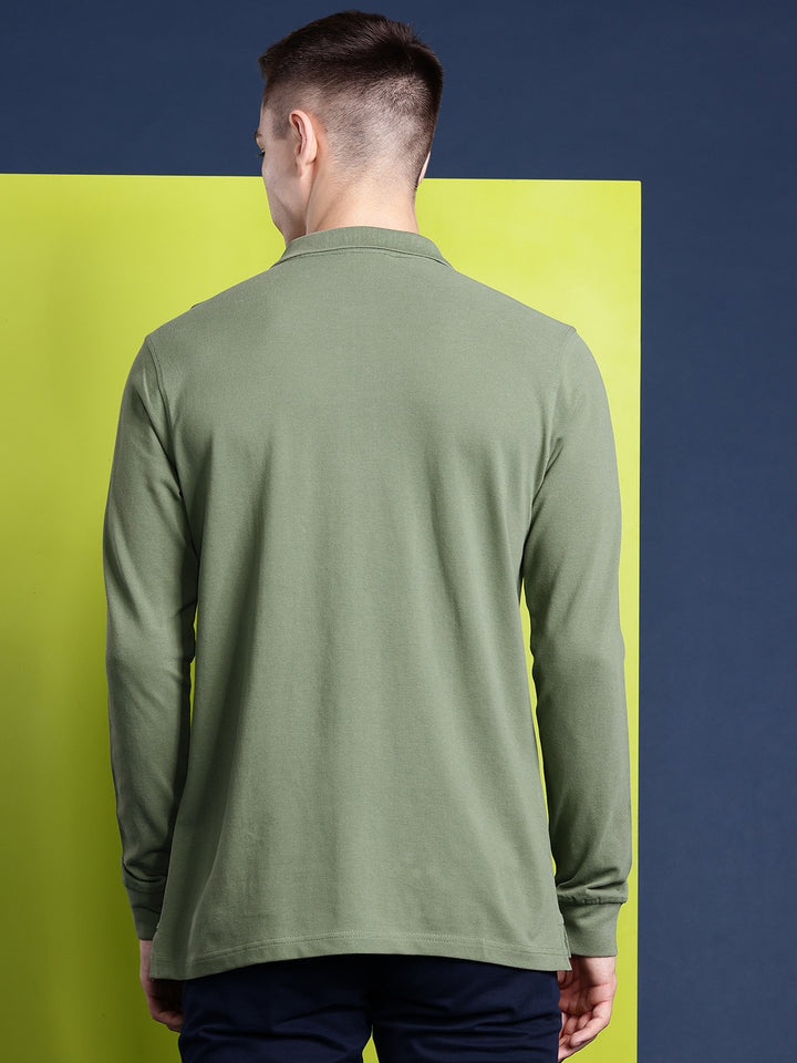 Men Olive Solid Pure Cotton Slim Fit T-Shirt